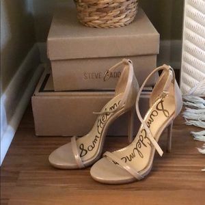 ✨NEW✨ Nude heels